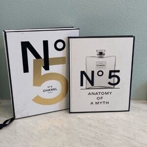 No5 Chanel Anatomy of a Myth Book with Presentation Box
